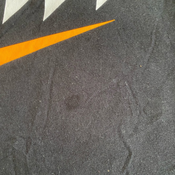 Nike Dri Fit Boys Medium Short Sleeve T-shirt. Has BEAST logo. - Picture 2 of 4